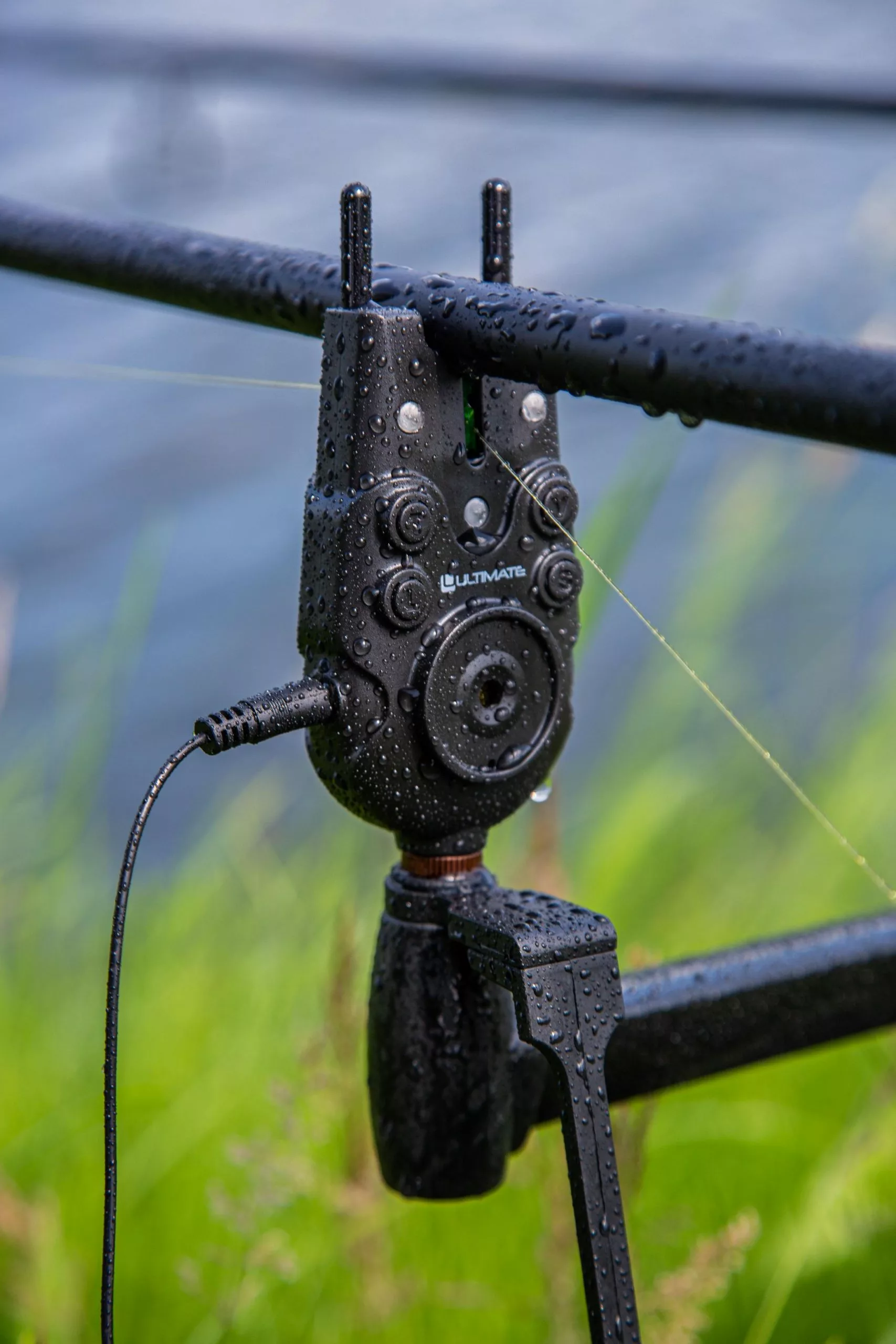 Ultimate Elite Bite Alarm Set 4+1 1 Ultimate Elite Bite Alarm Set 4+1