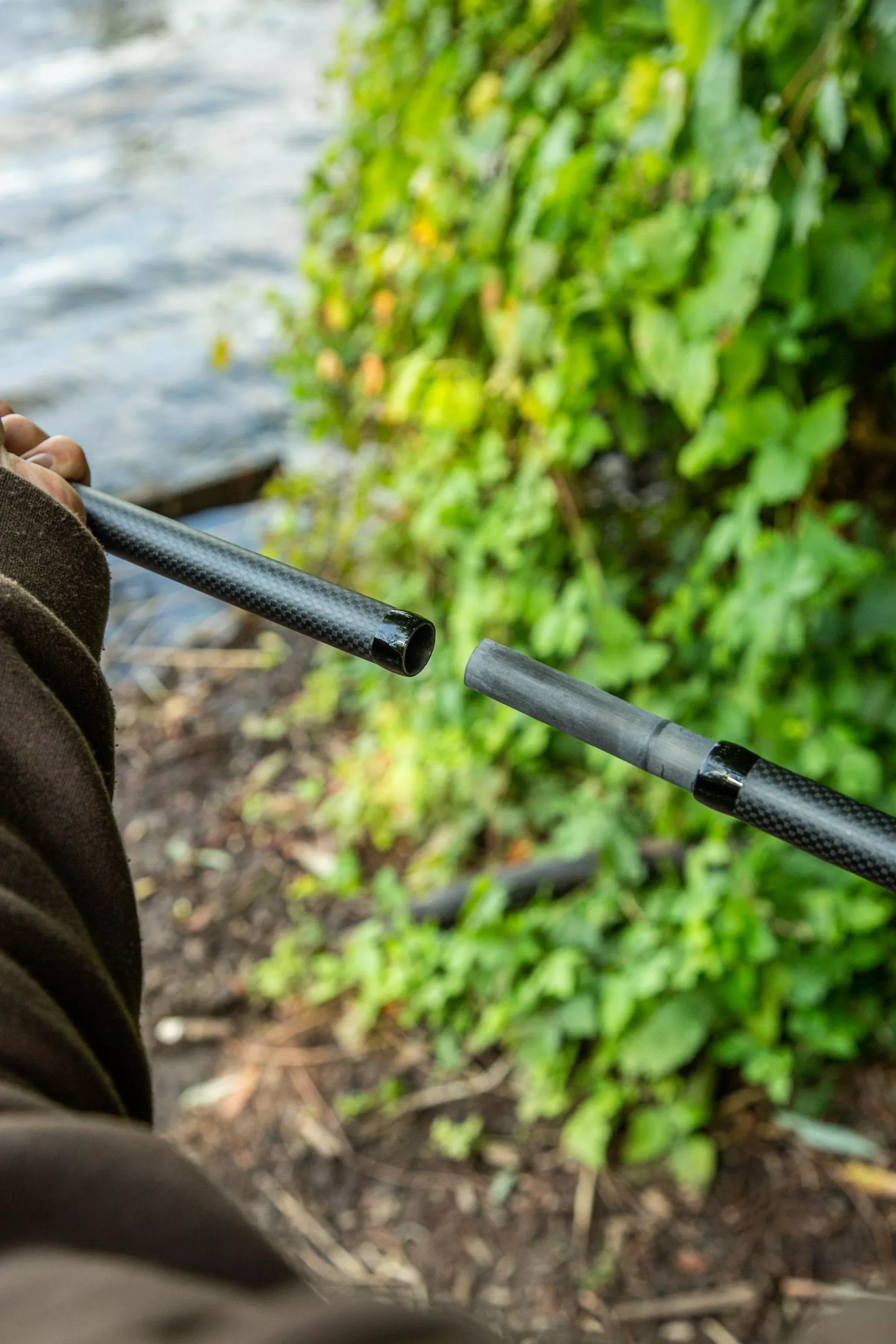 Ultimate Superior Carp Net 42" With 2pcs 3K Carbon Handle 1 Ultimate Superior Carp Net 42" With 2pcs 3K Carbon Handle