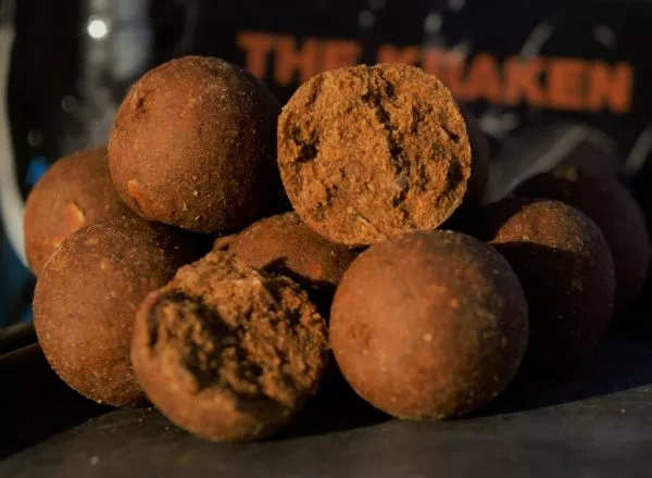 Vital Baits Boilies The Kraken 18mm (1kg) 4 Vital Baits Boilies The Kraken 18mm (1kg) - Afbeelding 4