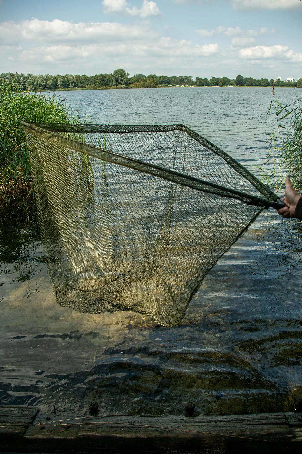 Ultimate Adventure Carp Net 42'' (no Handle) 1 Ultimate Adventure Carp Net 42'' (no Handle)