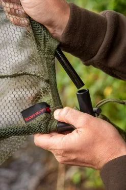 Ultimate Adventure Carp Net 42'' With 2pcs Handle -Beetmelders WInkel c17b4c2cd8b6c17a